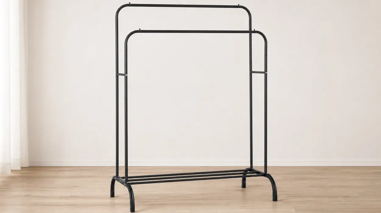 Perchero burro doble de metal con base para zapatos y diseño compacto por sólo 9,49€ (-53%)