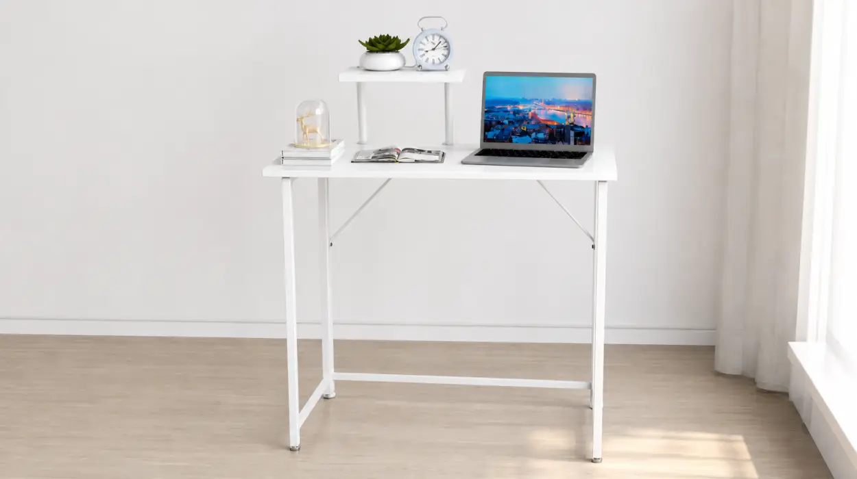 Mesa de escritorio plegable de 80 x 40 x 75 cm por sólo 26,45€ con envío gratis (-67%)