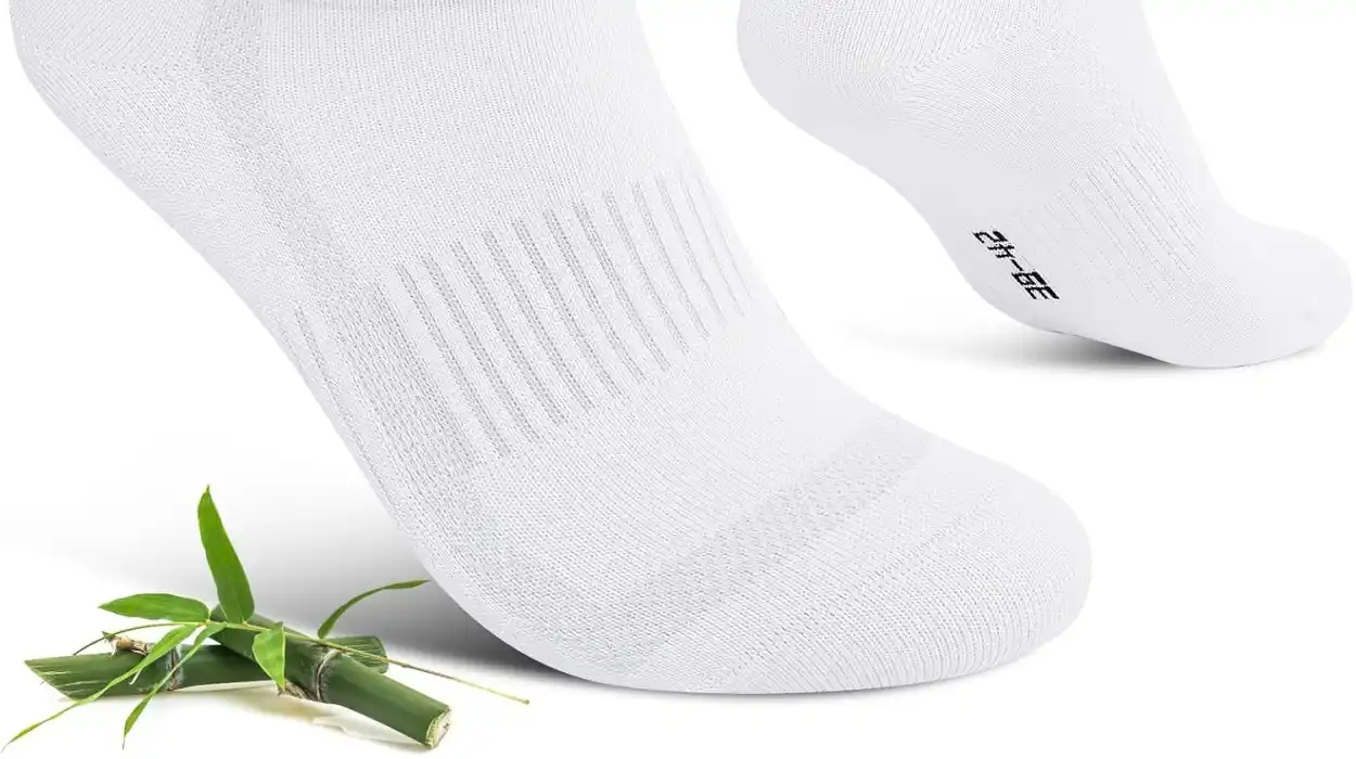 Pack x6 calcetines deportivos Cirorld de bambú para hombre y mujer por sólo 8,32€ (-31%)