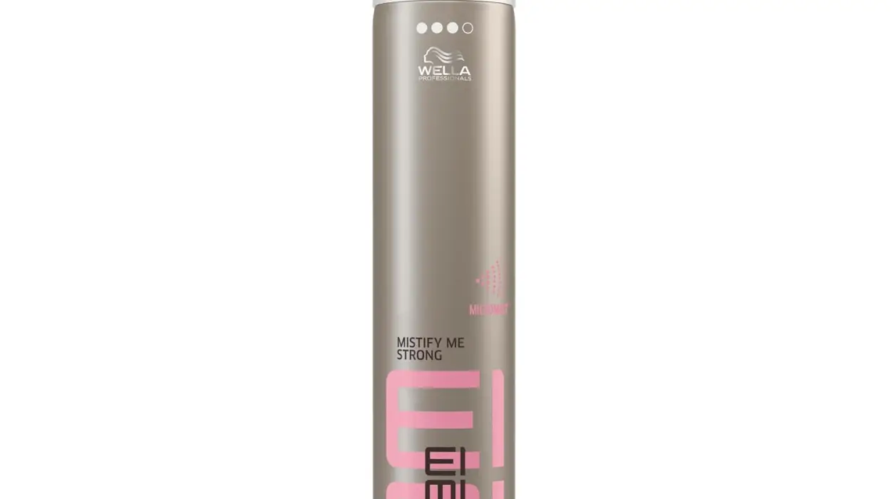 Laca Wella Professionals EIMI Mistify Strong de fijación fuerte y secado rápido, 500 ml por sólo 8,76€ (-40%)
