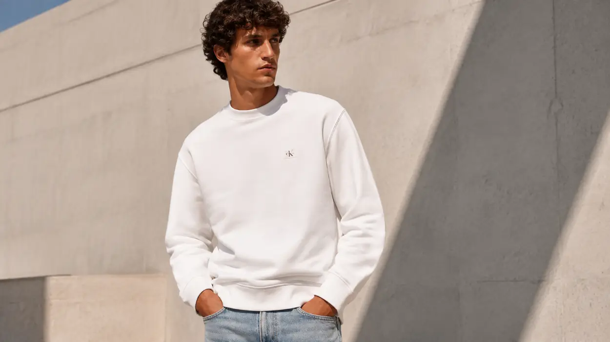 Sudadera Calvin Klein Terry Badge Crown para hombre por sólo 32,36€ con envío gratis (-64%)