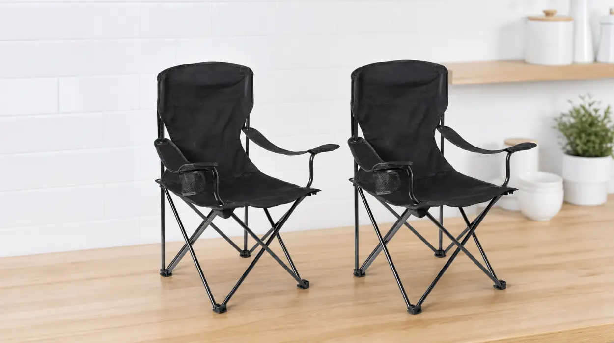 Pack de 2 sillas de camping plegables Amazon Basics con portavasos por sólo 28,95€