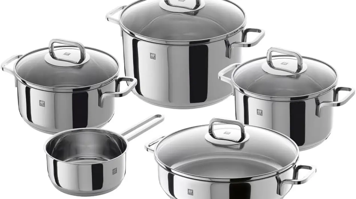 Batería de cocina Zwilling Quadro de 5 piezas para todo tipo de cocinas y horno por sólo 164,99€ con envío gratis (-45%)