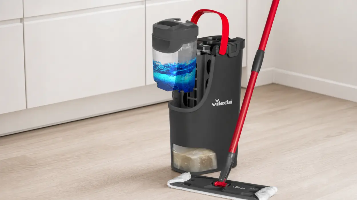🧽 ¿Agua limpia o sucia? La mopa Vileda H2PRO las mantiene separadas y ocupa poco al guardarla por sólo 32,19€ con cupón y envío gratis (-36%)