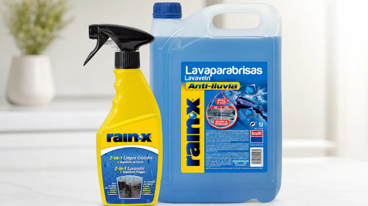 Pack Rain-X de limpiaparabrisas 5 l y limpiacristales 2 en 1 de 500 ml por sólo 11,90€ (-30%)