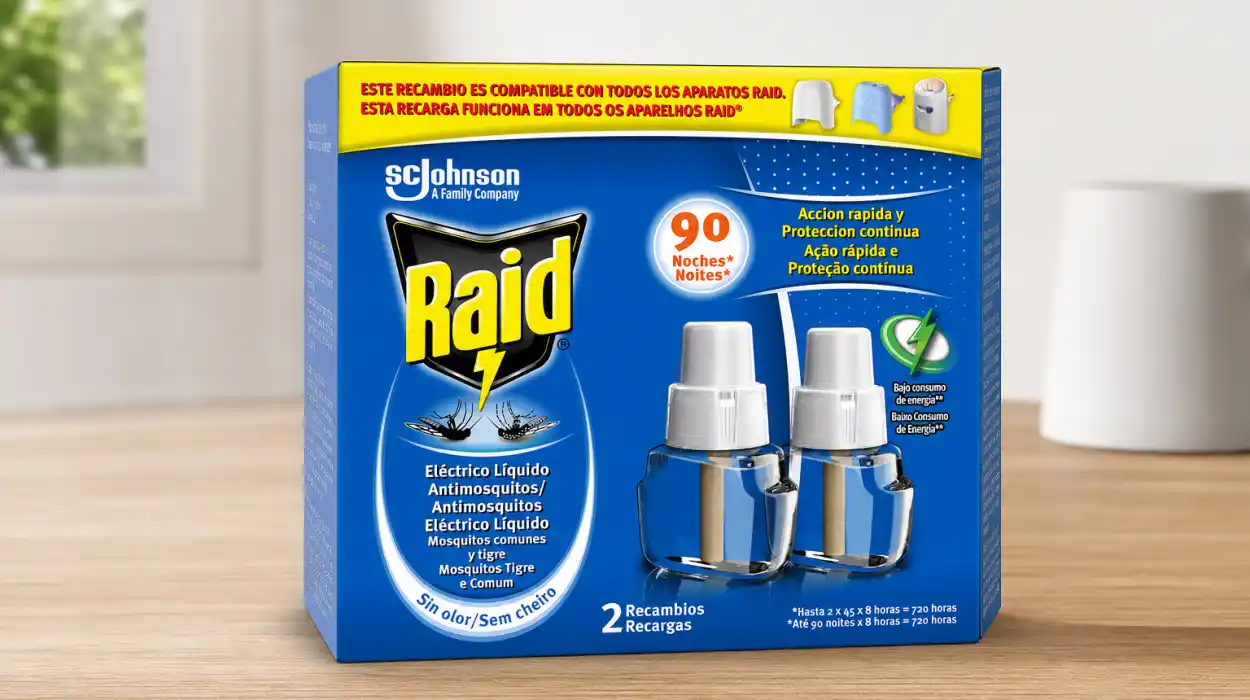 Insecticida eléctrico Raid con dos recambios de 90 noches de protección contra mosquitos por sólo 5,12€ (-34%)