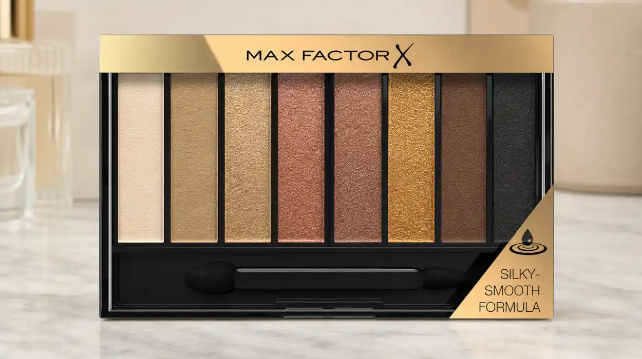Paleta de sombras Max Factor Masterpiece Nude con 8 tonos y 4 acabados por sólo 8,57€ (-22%)