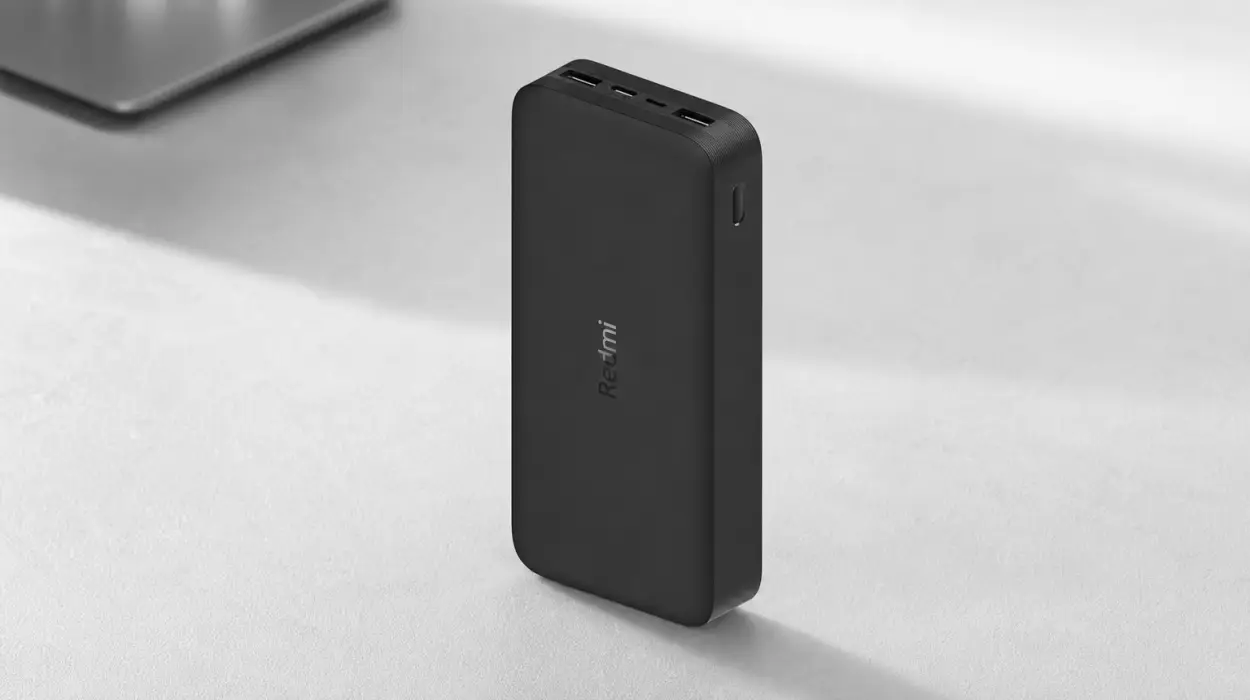 Batería externa Redmi de 20000 mAh con carga rápida por sólo 12,18€ con cupón y envío gratis (-59%)