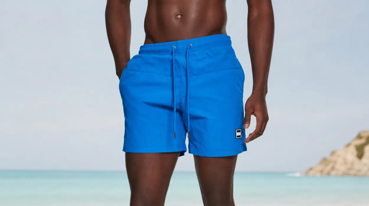 Bañador Urban Classics para hombre de secado rápido con bolsillos por sólo 11,99€ (-40%)