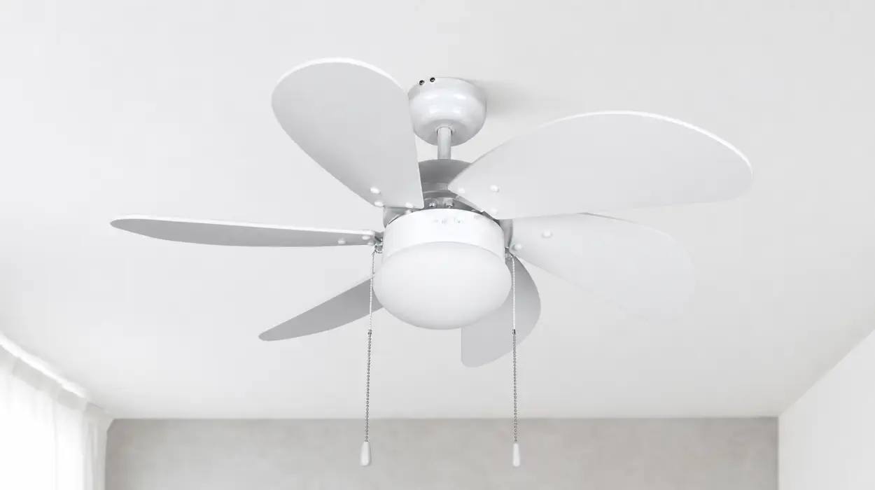 Ventilador de techo Orbegozo CP 15076 B con luz y 3 velocidades por sólo 33,50€ con envío gratis (-54%)