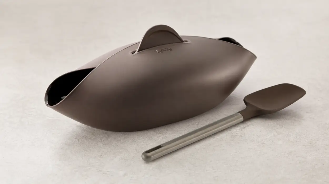 Kit para hacer pan Lékué con bol, cuchara y recetas por sólo 18,97€ (-50%)